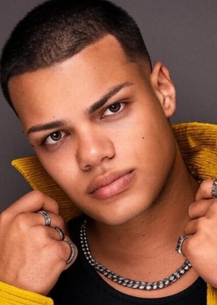 Kevin Chacon photo