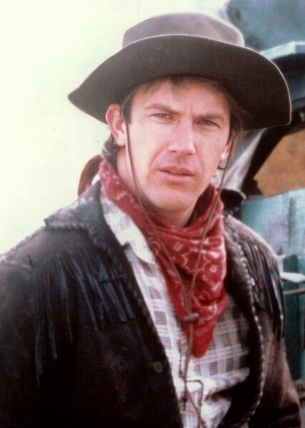 Kevin Costner photo