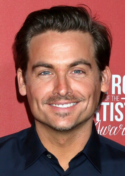 Kevin Zegers photo