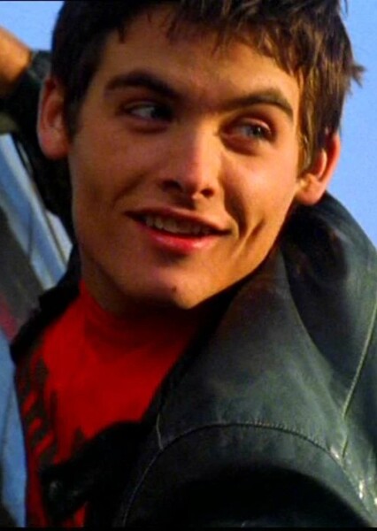 Kevin Zegers photo
