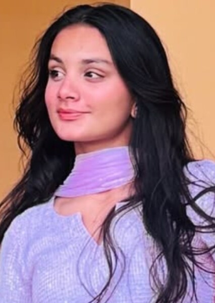 Kherin Sharma photo