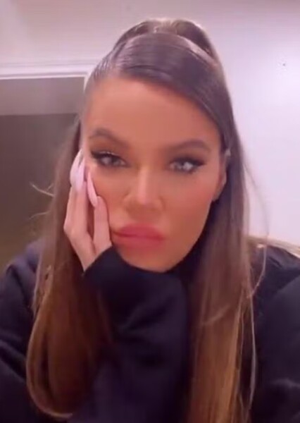 Khloé Kardashian photo