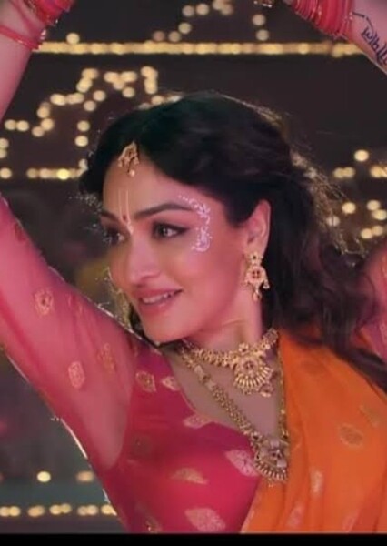Khushali Kumar photo