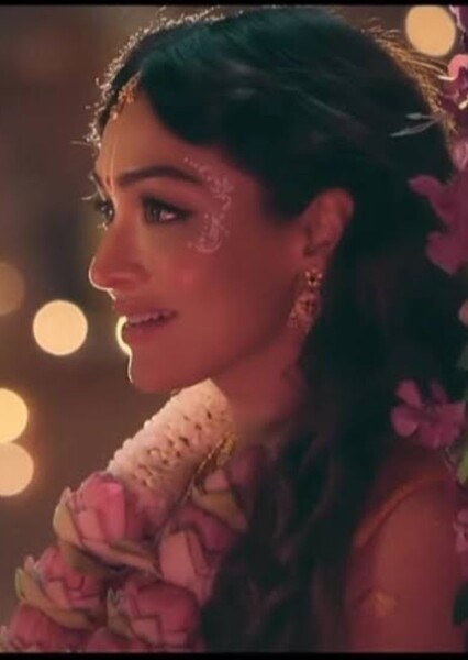 Khushali Kumar photo
