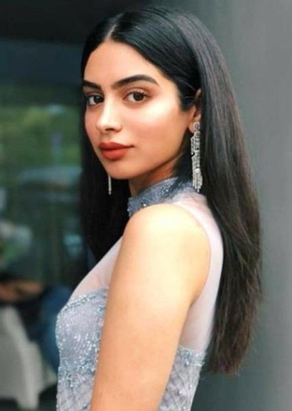 Khushi Kapoor photo