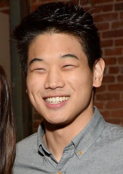 Ki Hong Lee