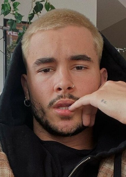 Kian Lawley photo