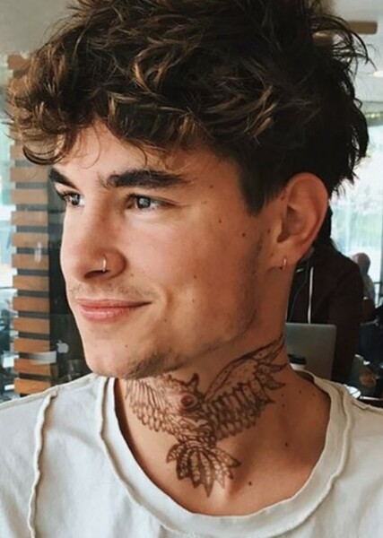 Kian Lawley photo