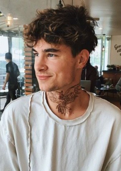 Kian Lawley photo