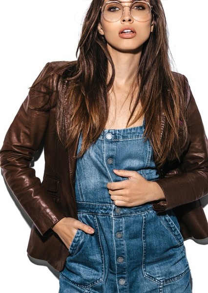 Kiana Kaye photo