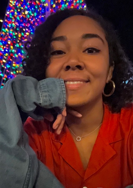 Kiana Khansmith photo