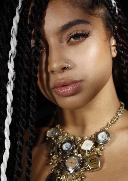 Kiana Ledé photo