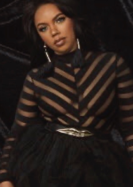 Kiely Williams photo