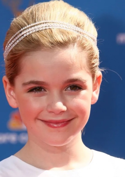 Kiernan Shipka photo
