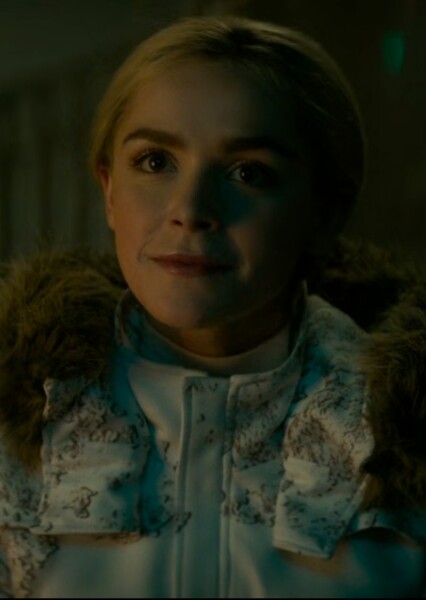 Kiernan Shipka photo