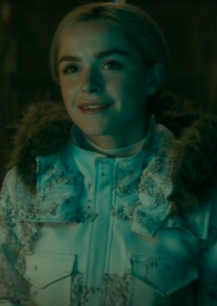 Kiernan Shipka photo