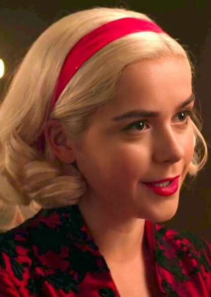Kiernan Shipka photo
