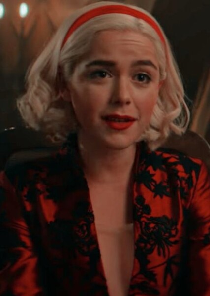 Kiernan Shipka photo