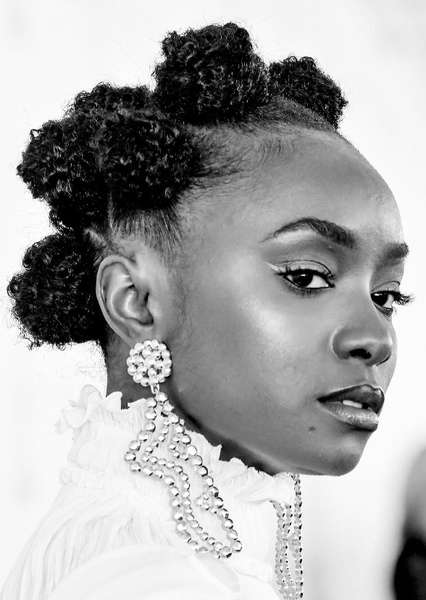 KiKi Layne photo