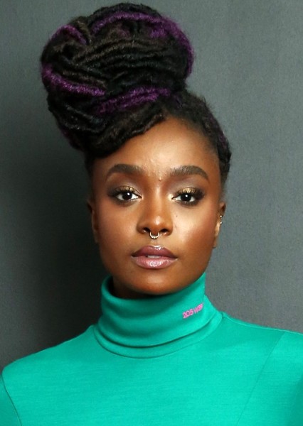 KiKi Layne photo