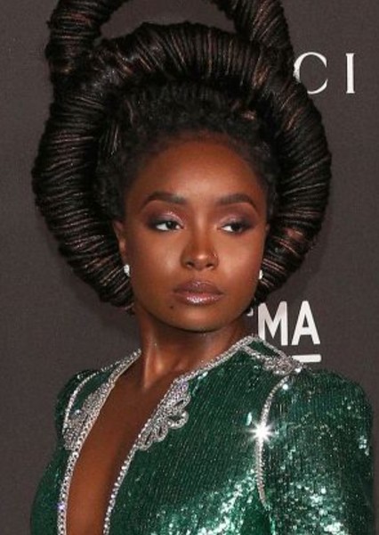 KiKi Layne photo