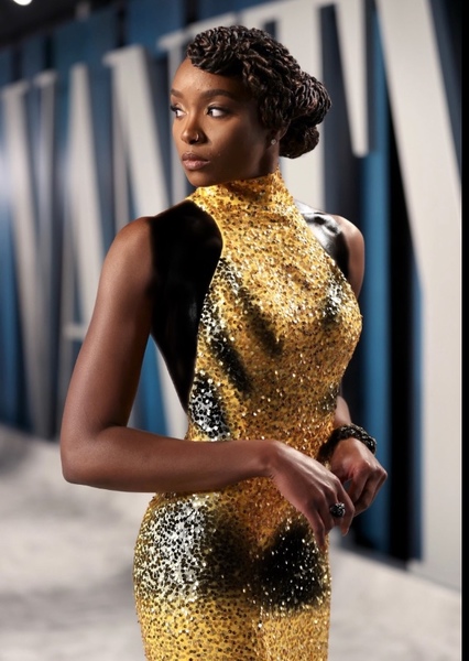 KiKi Layne photo