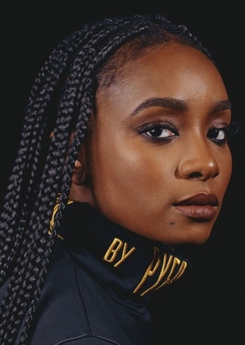 KiKi Layne photo