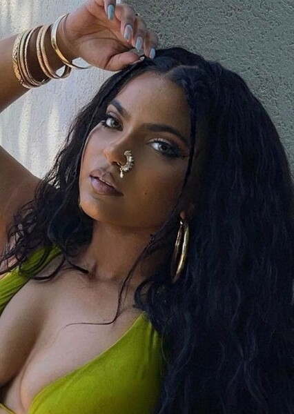 Kiki Raj photo