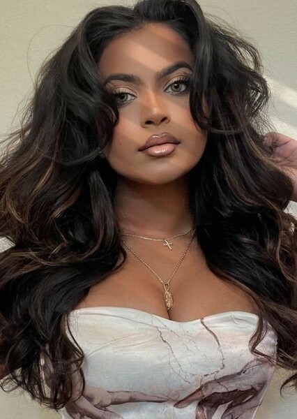 Kiki Raj photo