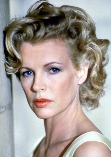 Kim Basinger photo