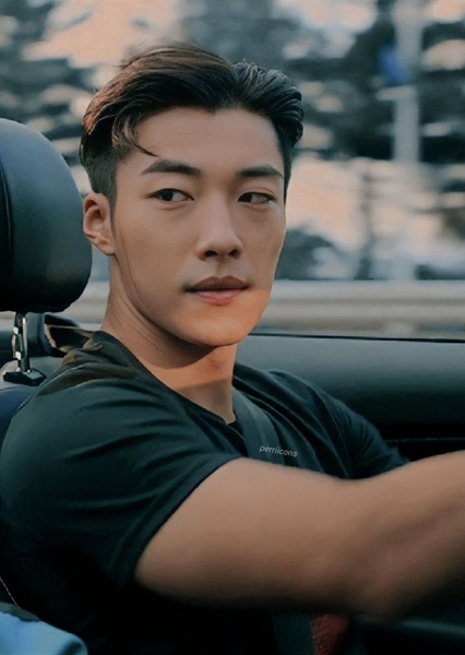 Kim Geon-woo (Bloodhounds) photo