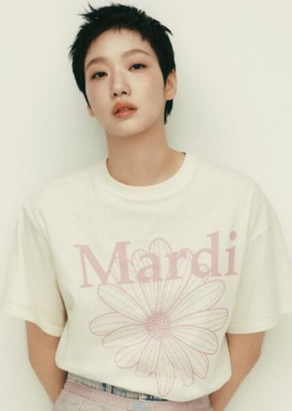 Kim Go-eun photo