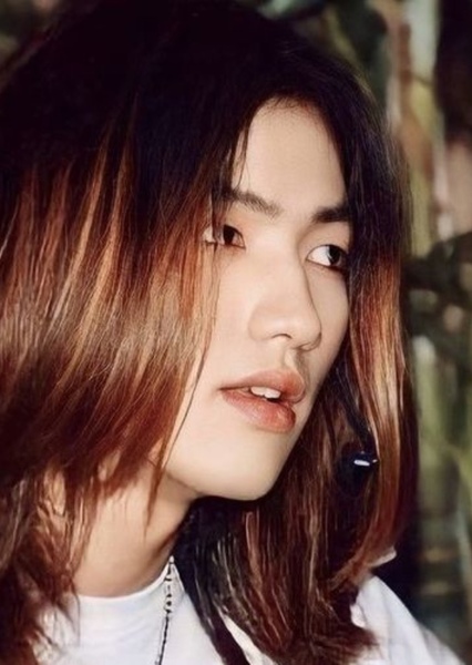Kim Hwan-Sung photo