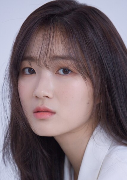 Kim Hye-yoon photo
