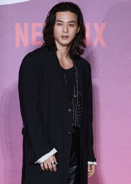 Kim Ji-hoon photo