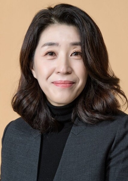 Mrs. Kim