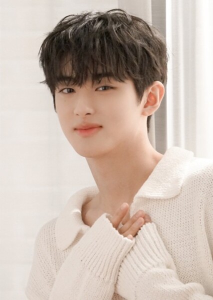 Kim Min-kyu photo