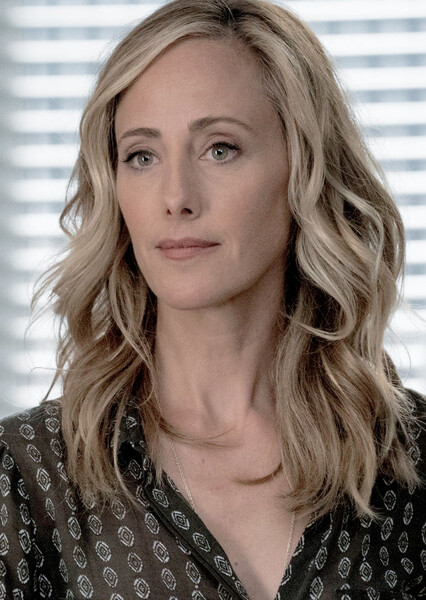 Kim Raver