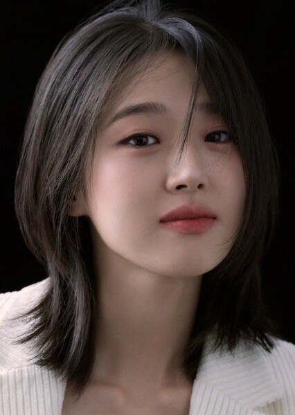 Kim Si-eun photo