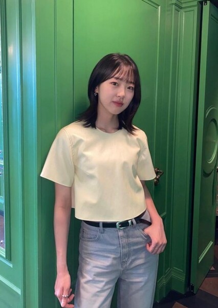 Kim Si-eun photo