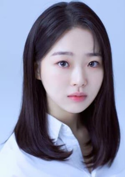 Kim Si-eun photo