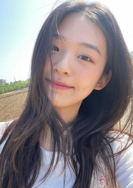 Kim Si-eun photo