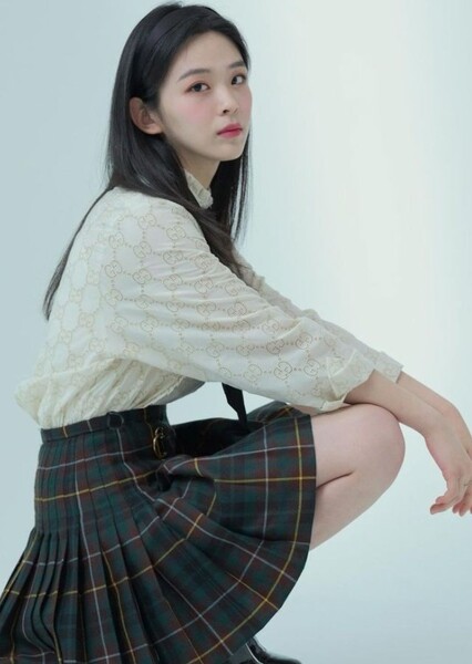 Kim Si-eun photo