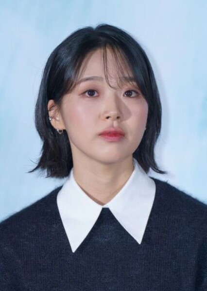Kim Si-eun photo