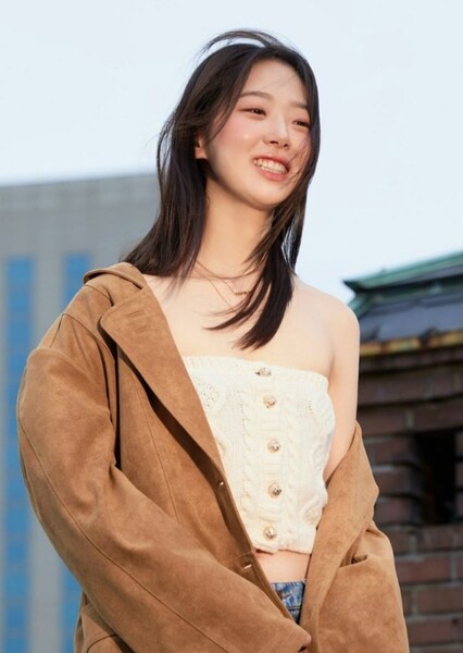 Kim Si-eun photo
