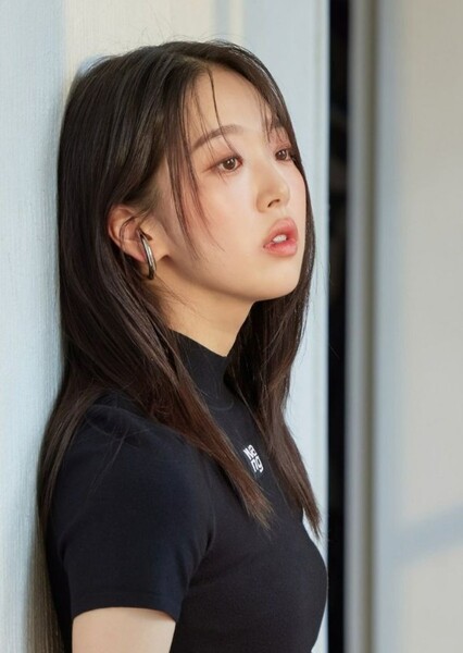 Kim Si-eun photo