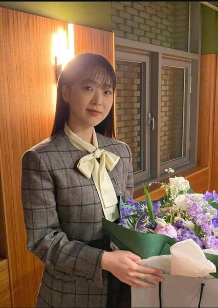 Kim Si-eun photo