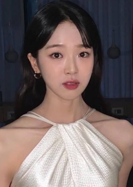 Kim Si-eun photo
