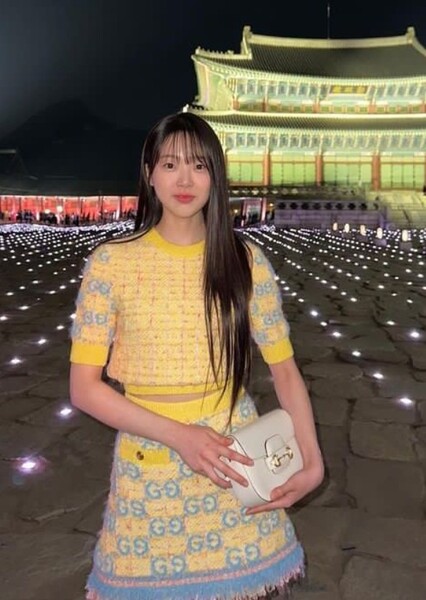Kim Si-eun photo