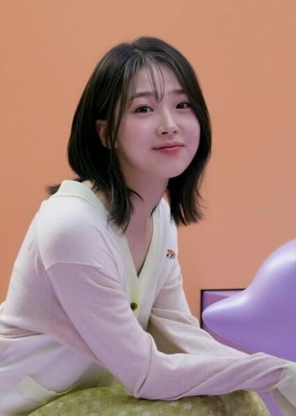 Kim Si-eun photo